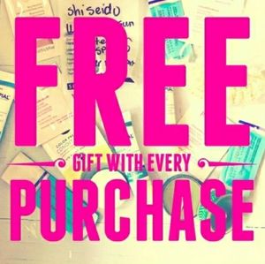 🎁Free Gift with every purchase🎁❤❤❤